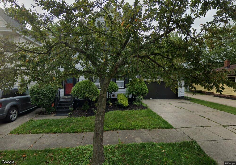 5629 Jefferson Ave, Maple Heights, OH 44137 - photo 1