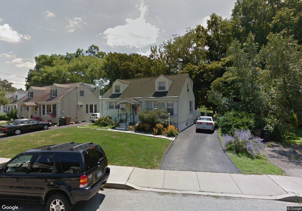 11 East Ave, Stamford, CT 06902 - photo 1