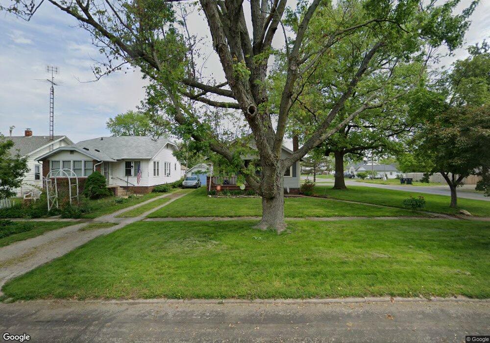 3100 Moultrie Ave, Mattoon, IL 61938 - photo 1