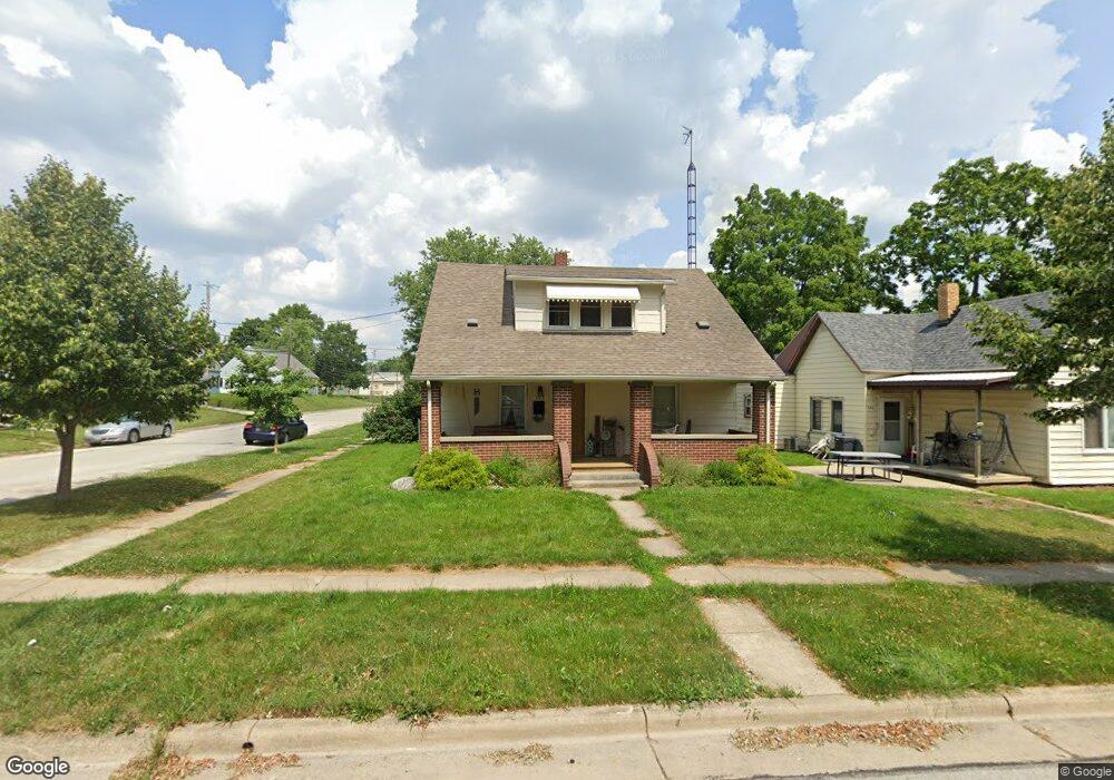 302 S Vine St, Saint Marys, OH 45885 - photo 1