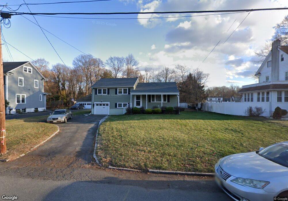 623 Rockview Ave, North Plainfield, NJ 07063 - photo 1