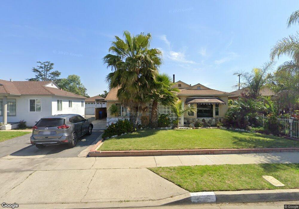 820 N Kalsman Ave, Compton, CA 90220 - photo 1