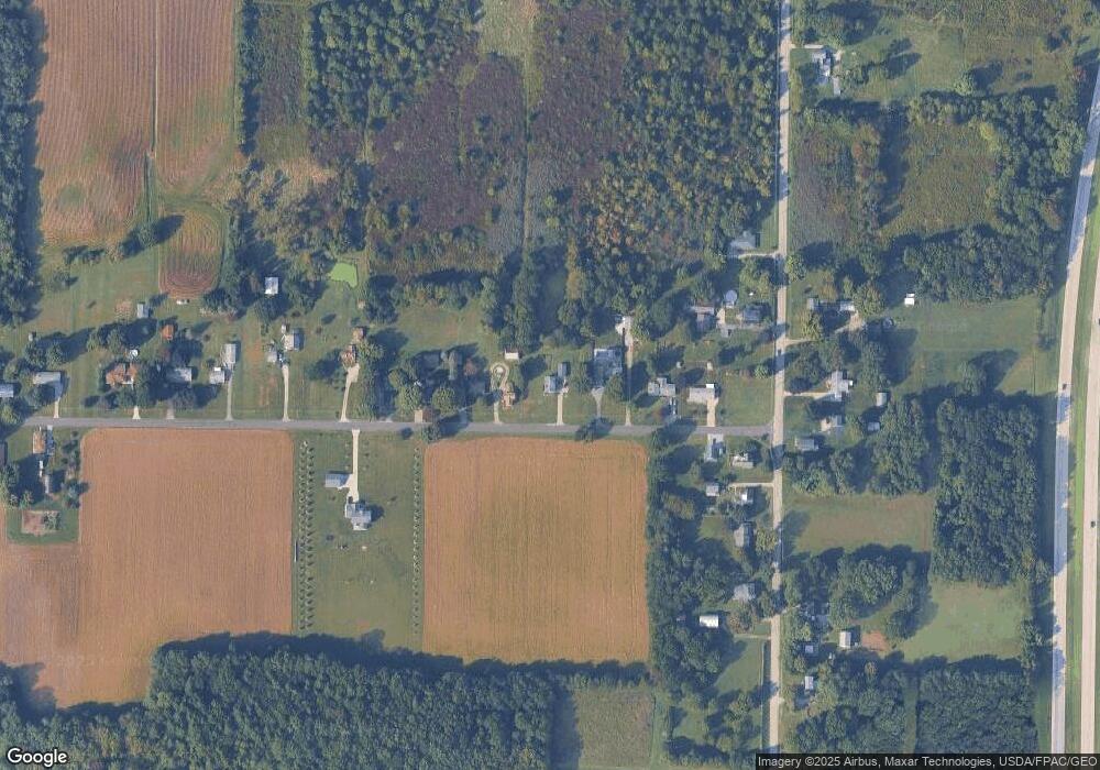 22 Daniels Ave, Conneaut, OH 44030 - photo 1