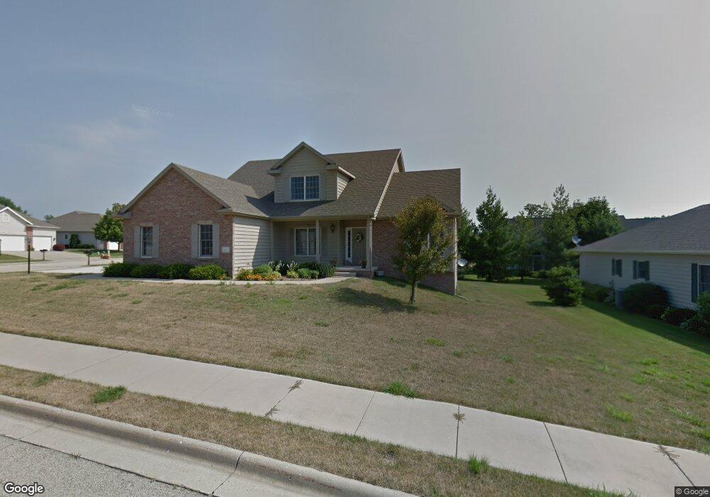 4127 W Sandridge Ct, Peoria, IL 61615 - photo 1