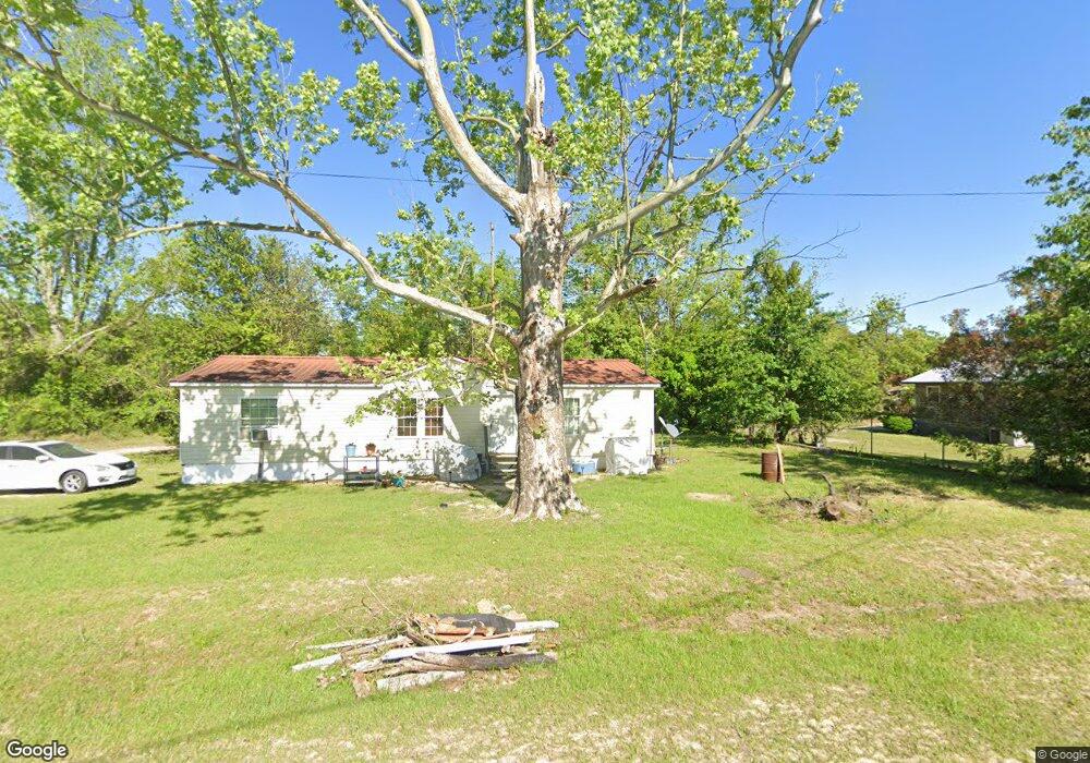 610 Taylor Cir, Douglas, GA 31533 - photo 1