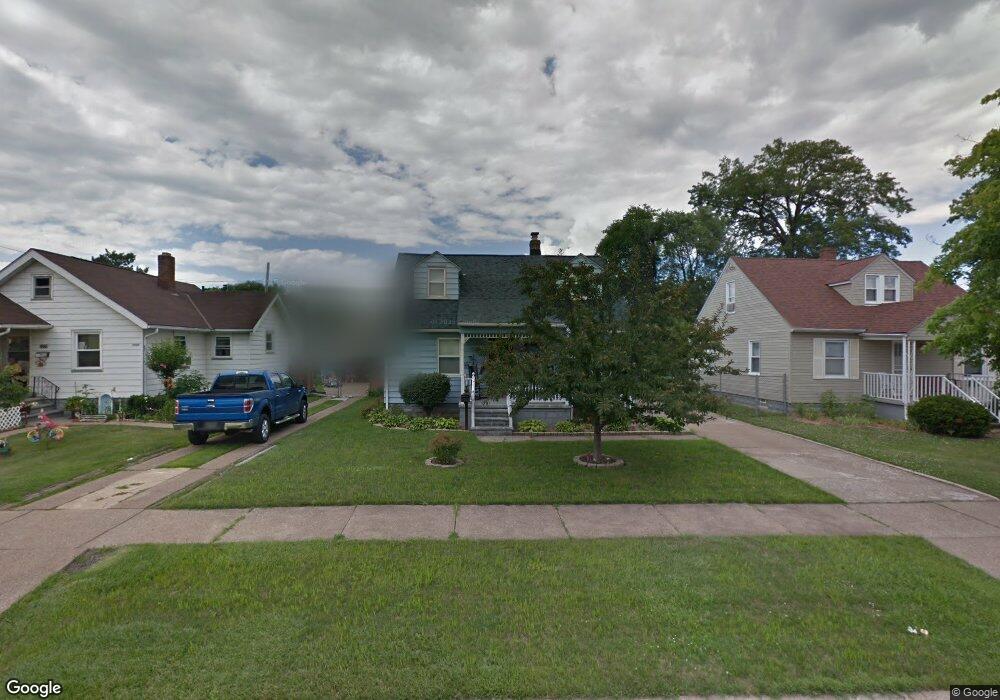 2233 E 34th St, Lorain, OH 44055 - photo 1