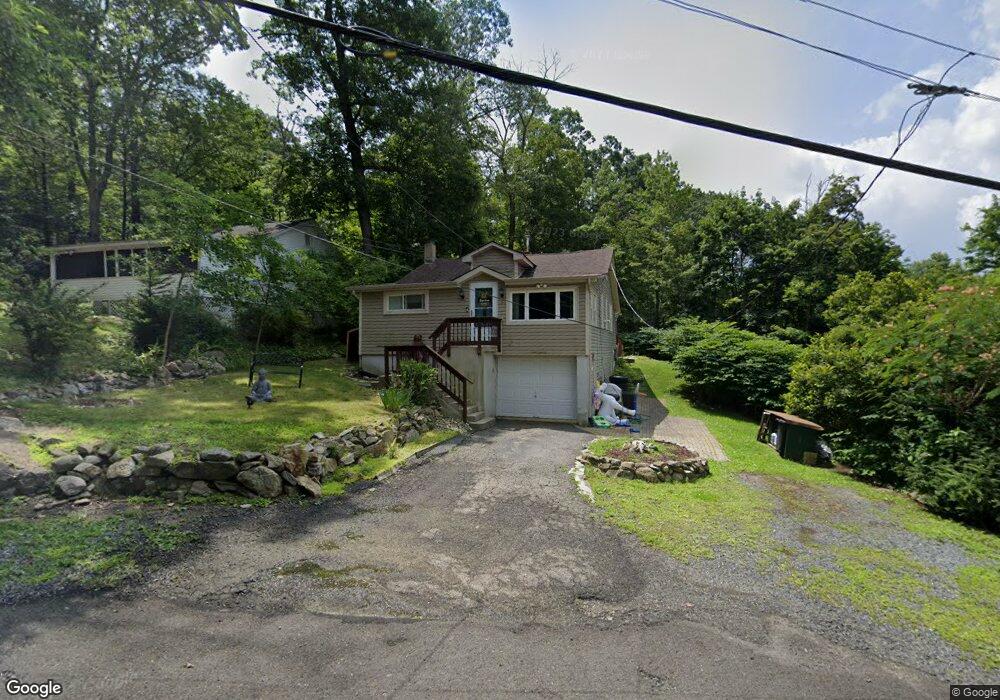 4 Division Ln, Hopatcong, NJ 07843 - photo 1