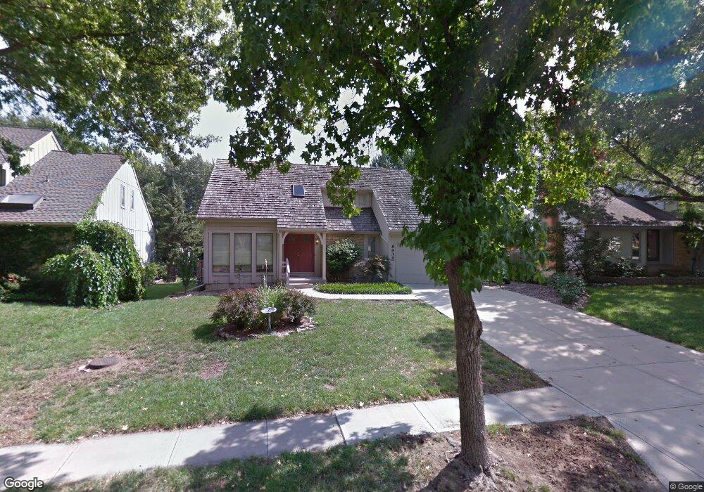 8935 Twilight Ln, Lenexa, KS 66219 - photo 1
