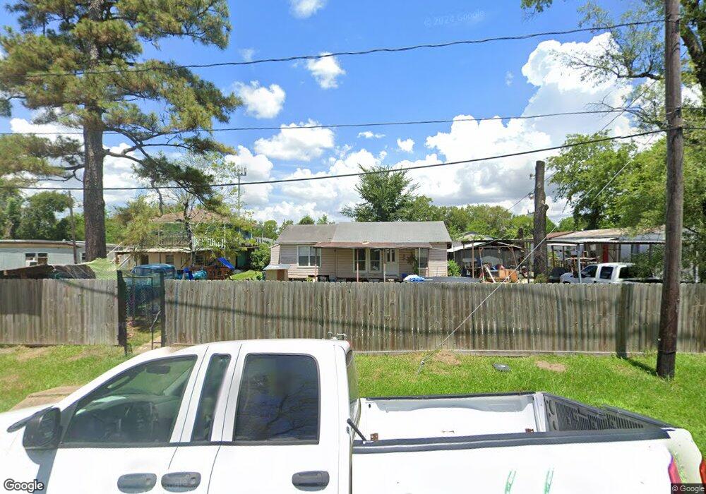 13727 Brownwood St, Houston, TX 77015 - photo 1