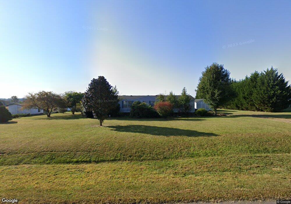 128 Southway Ln, Statesville, NC 28625 - photo 1