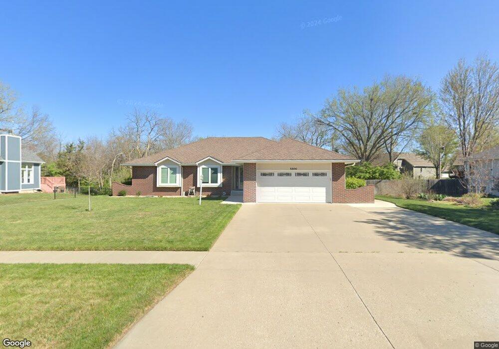 5800 SW 35th St, Topeka, KS 66614 - photo 1