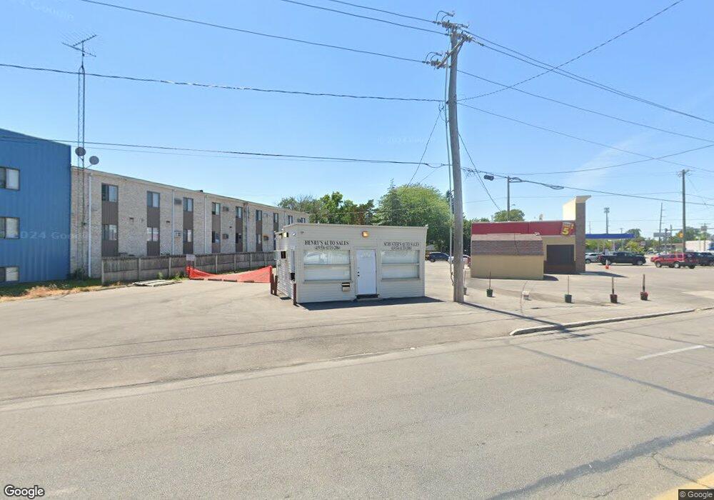 4918 Douglas Rd, Toledo, OH 43613 - photo 1