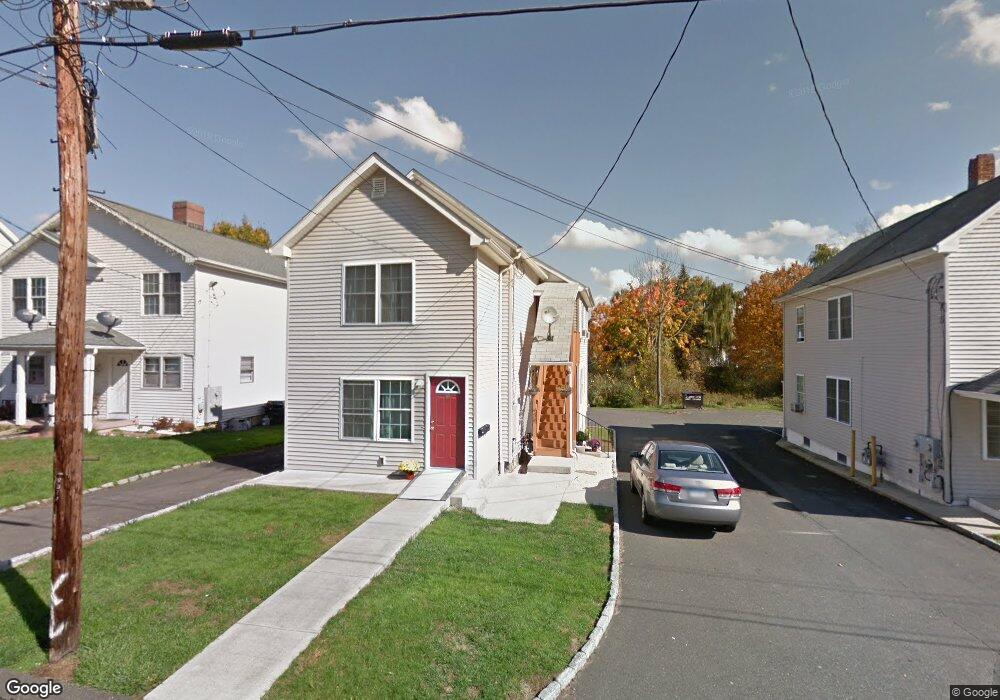 9 Auburn St, Danbury, CT 06810 - photo 1