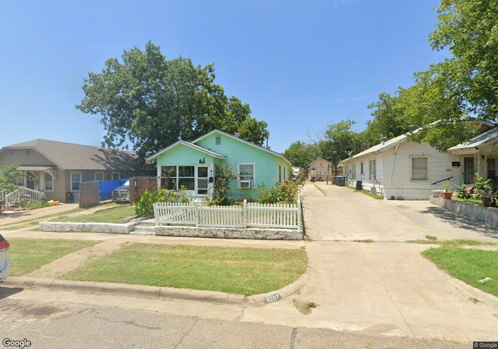 2805 Rosen Ave, Fort Worth, TX 76106 - photo 1