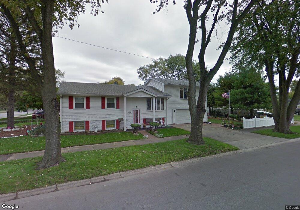 303 E Manor Dr, Griffith, IN 46319 - photo 1