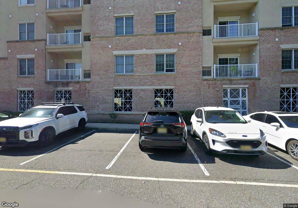 3407 Windsor Park Ct, Englewood, NJ 07631 - photo 1