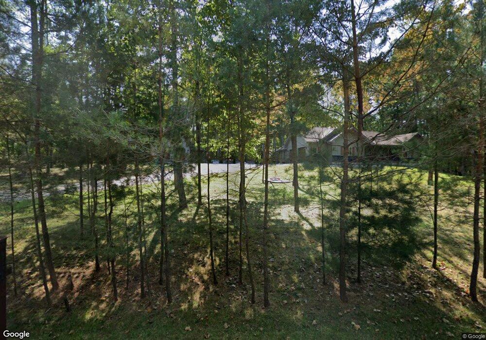 8715 Winslow Ct, Columbus, IN 47201 - photo 1