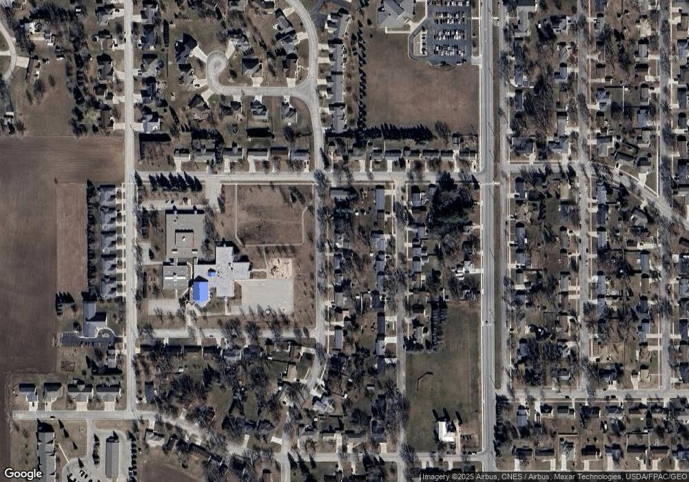 2005 14th St SW, Austin, MN 55912 - photo 1