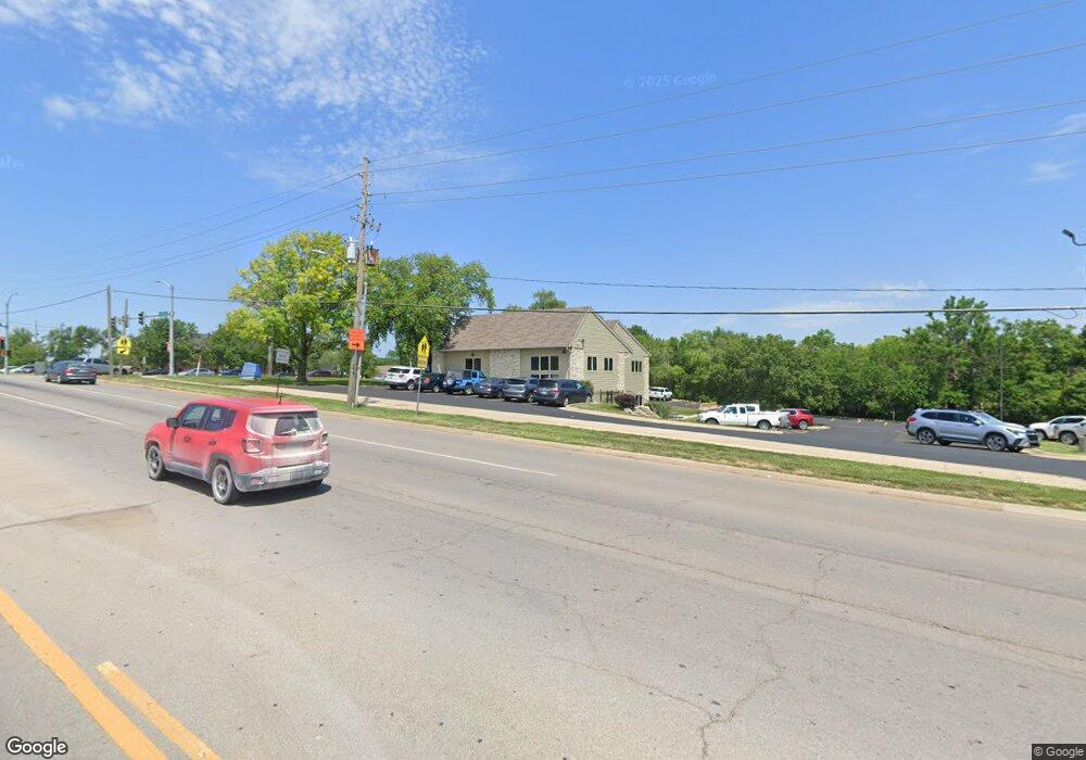 3644 SW Burlingame Rd, Topeka, KS 66611 - photo 1