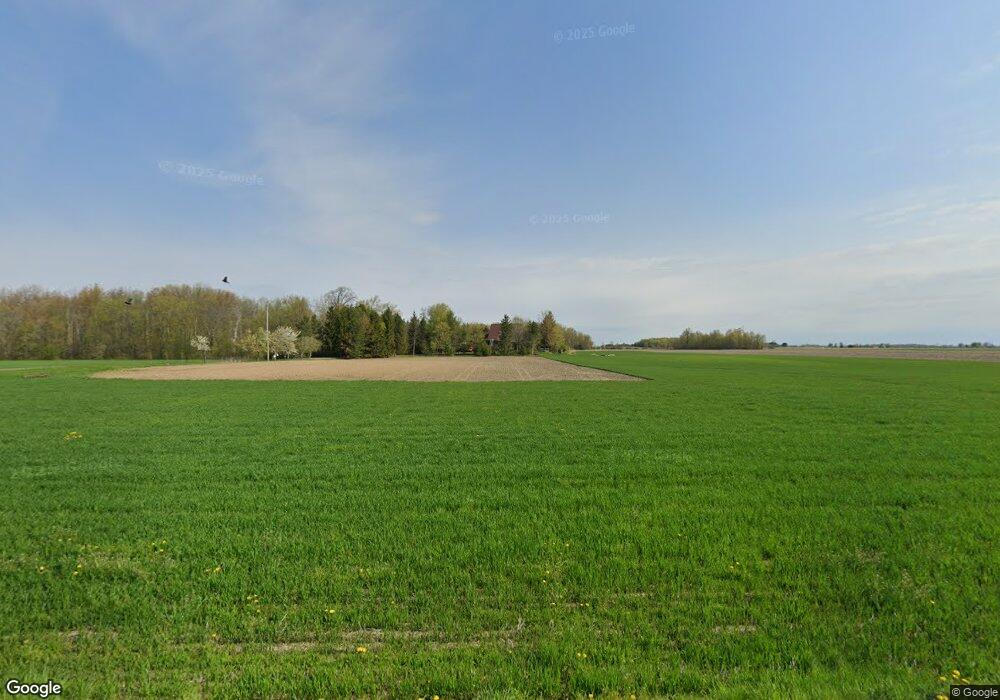 11305 Bradley Rd, Frankenmuth, MI 48734 - photo 1