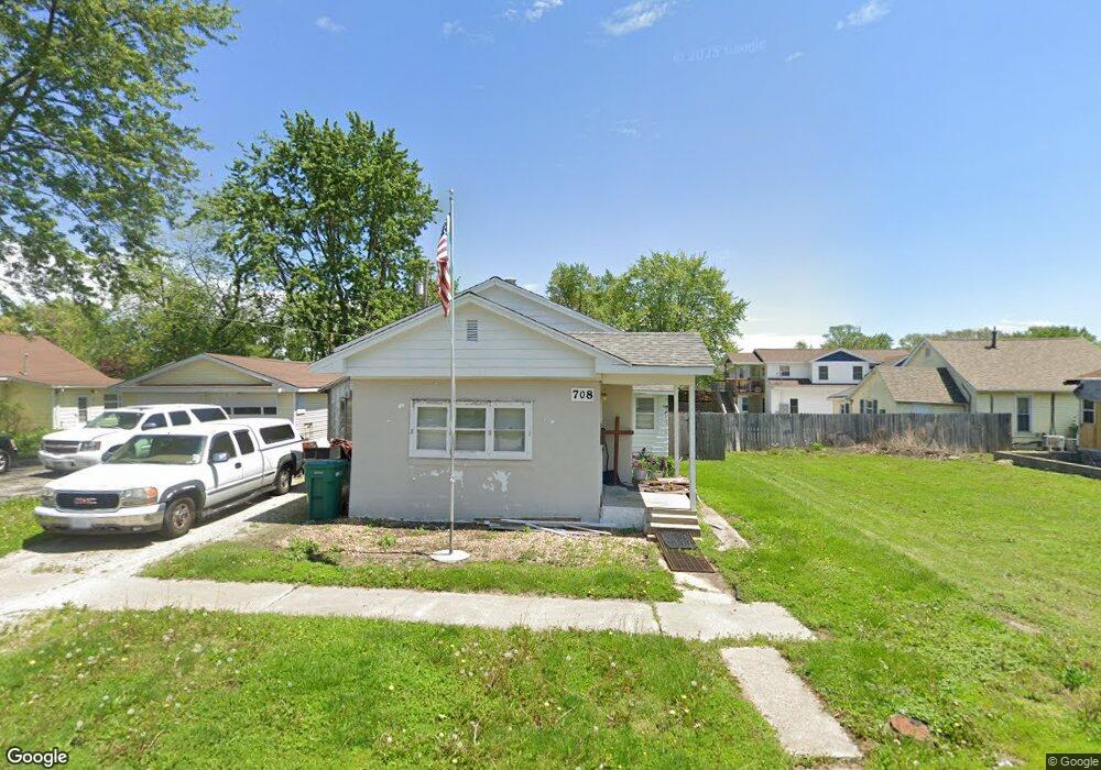 708 N 24th St, Mattoon, IL 61938 - photo 1