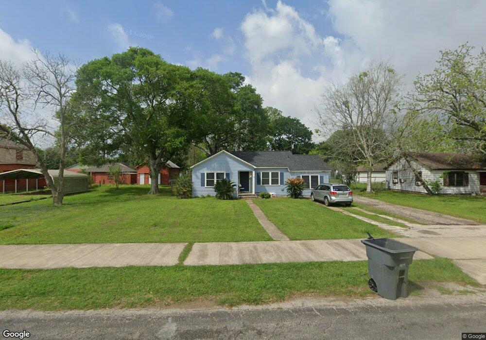 1808 Mary Ave, Bay City, TX 77414 - photo 1