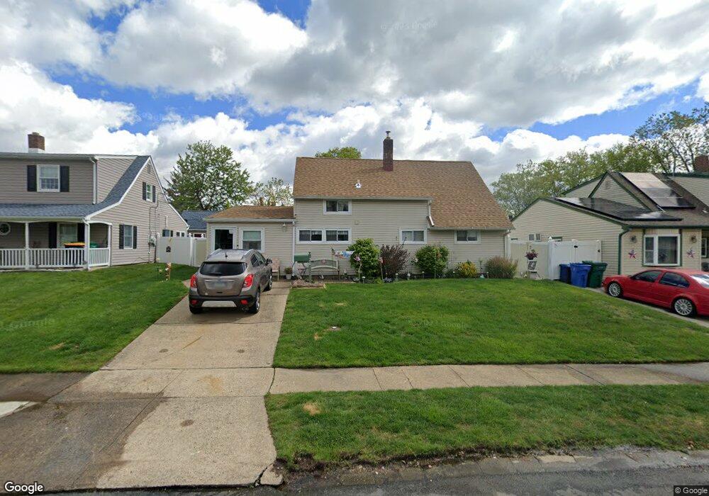 34 Rose Arbor Ln, Levittown, PA 19055 - photo 1