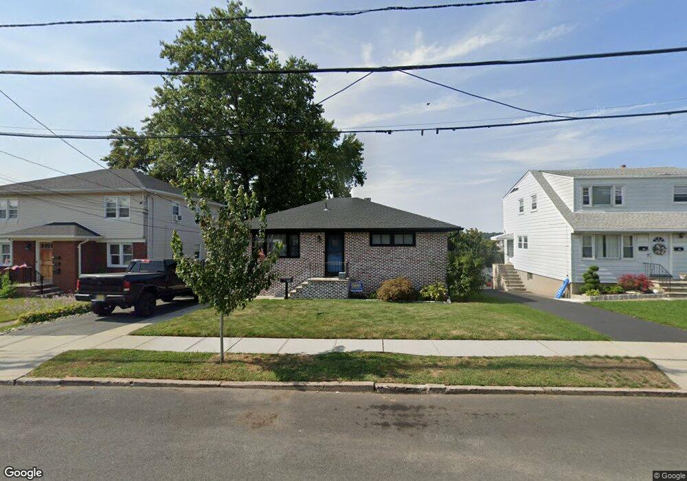 637 Chase Ave, Lyndhurst, NJ 07071 - photo 1