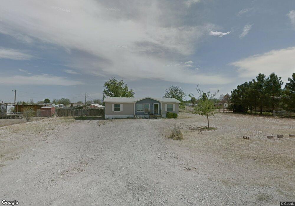 4308 Mescalero St, Carlsbad, NM 88220 - photo 1