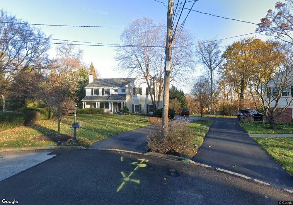 309 Dundee Place, Devon, PA 19333 - photo 1