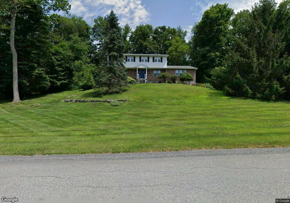 20 Willow Dr, Hopewell Junction, NY 12533 - photo 1