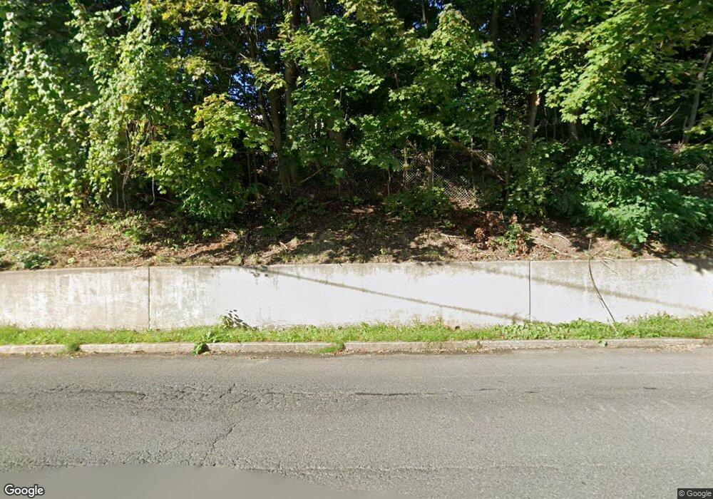 67 Crescent St unit 4-67, Northampton, MA 01060 - photo 1