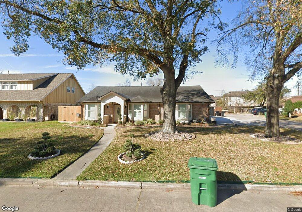 11027 Green Arbor Dr, Houston, TX 77089 - photo 1