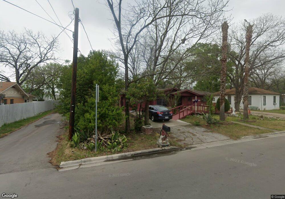 215 E Grove St, San Marcos, TX 78666 - photo 1