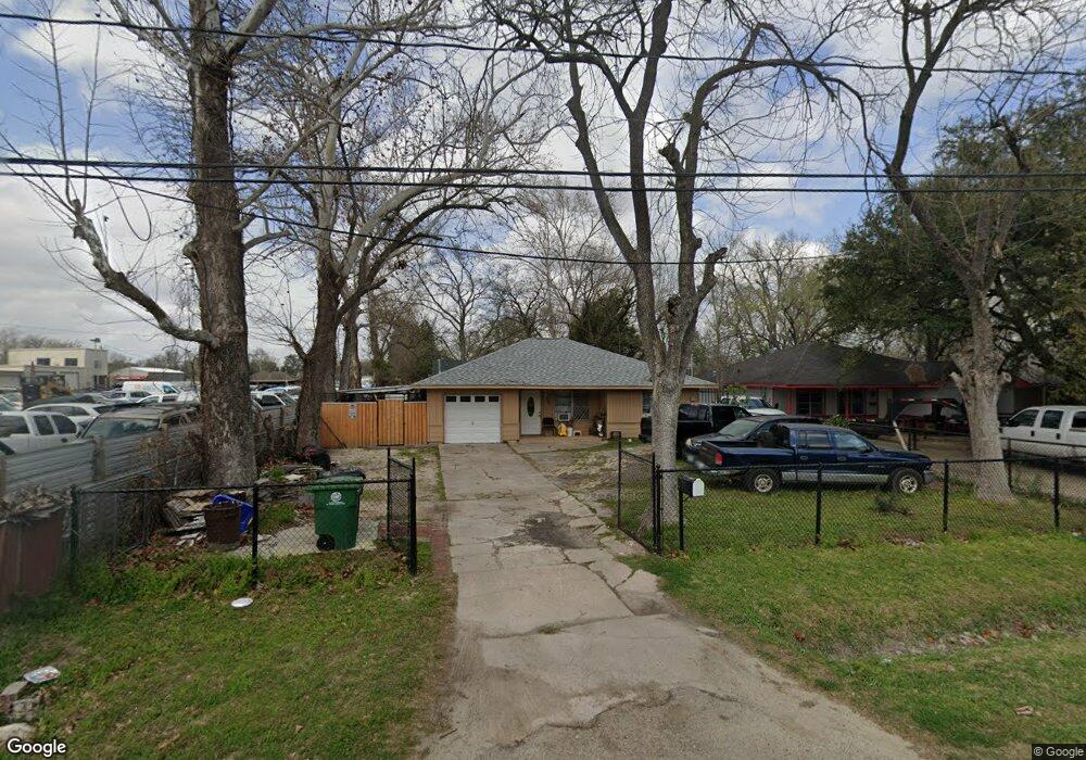 37 Veenstra St, Houston, TX 77022 - photo 1