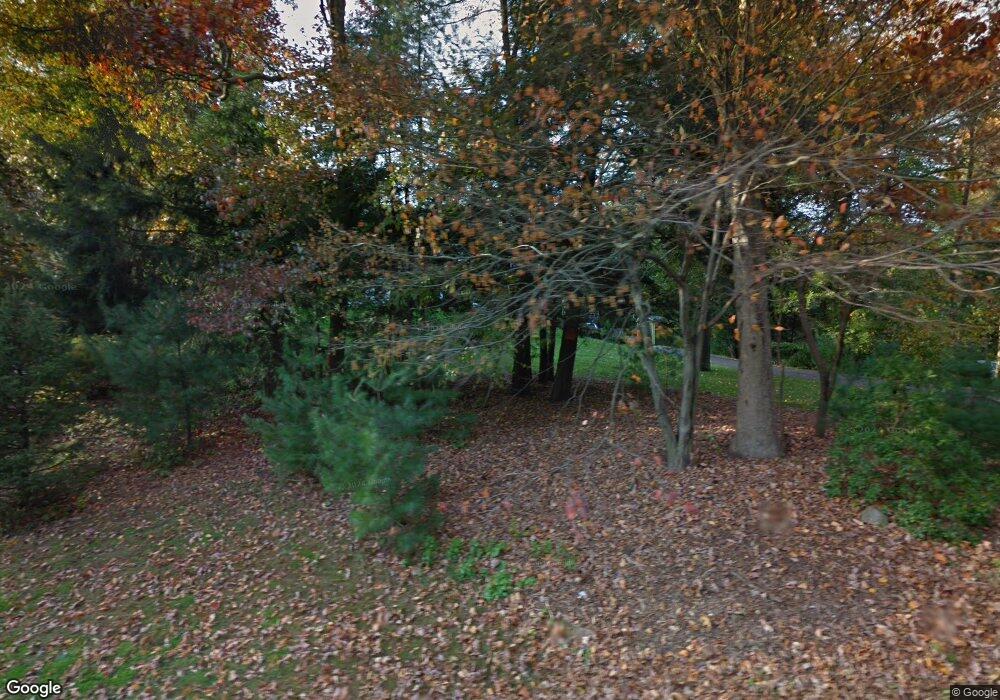 3 Narragansett Trail, Sandy Hook, CT 06482 - photo 1