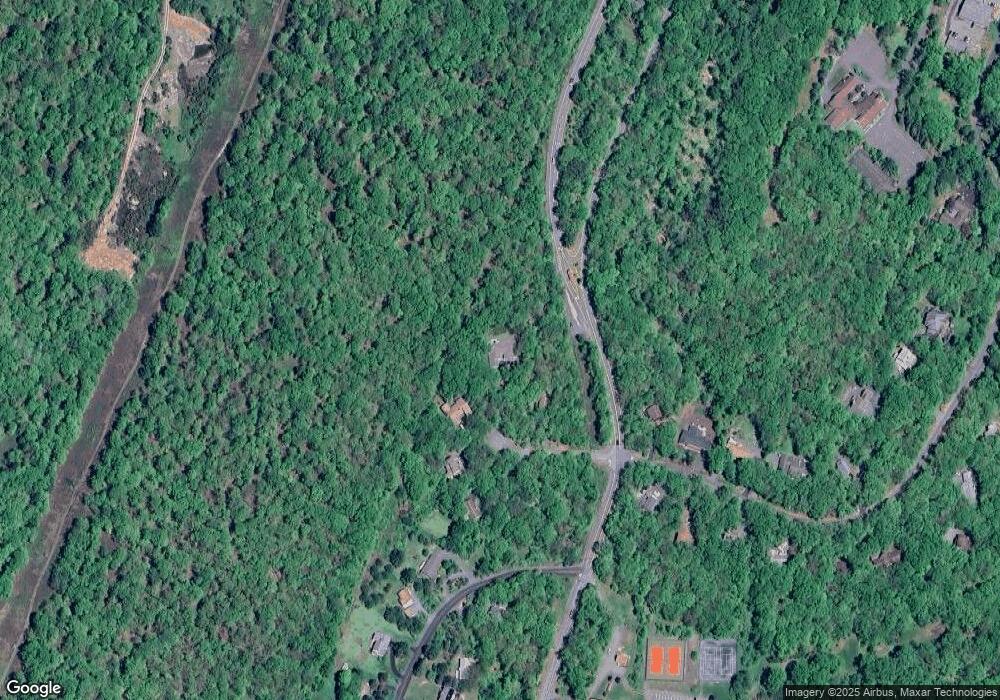 802 Cherry Ct, Hawley, PA 18428 - photo 1