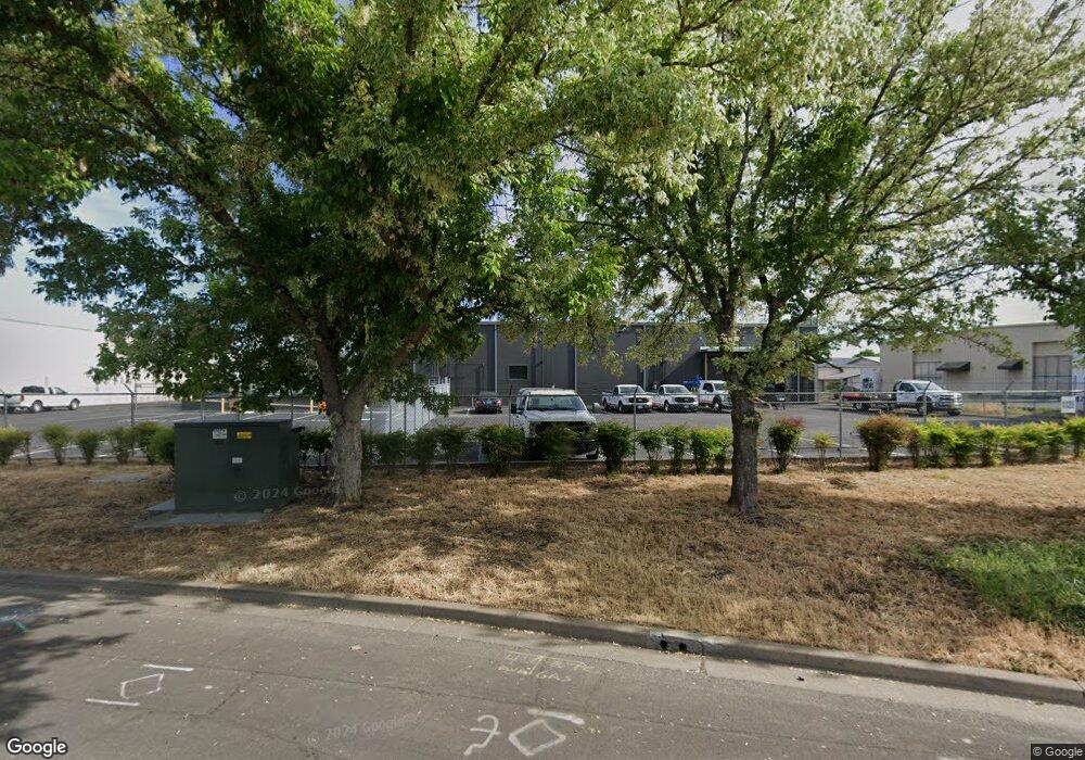 1125 Knutson Ave, Medford, OR 97504 - photo 1