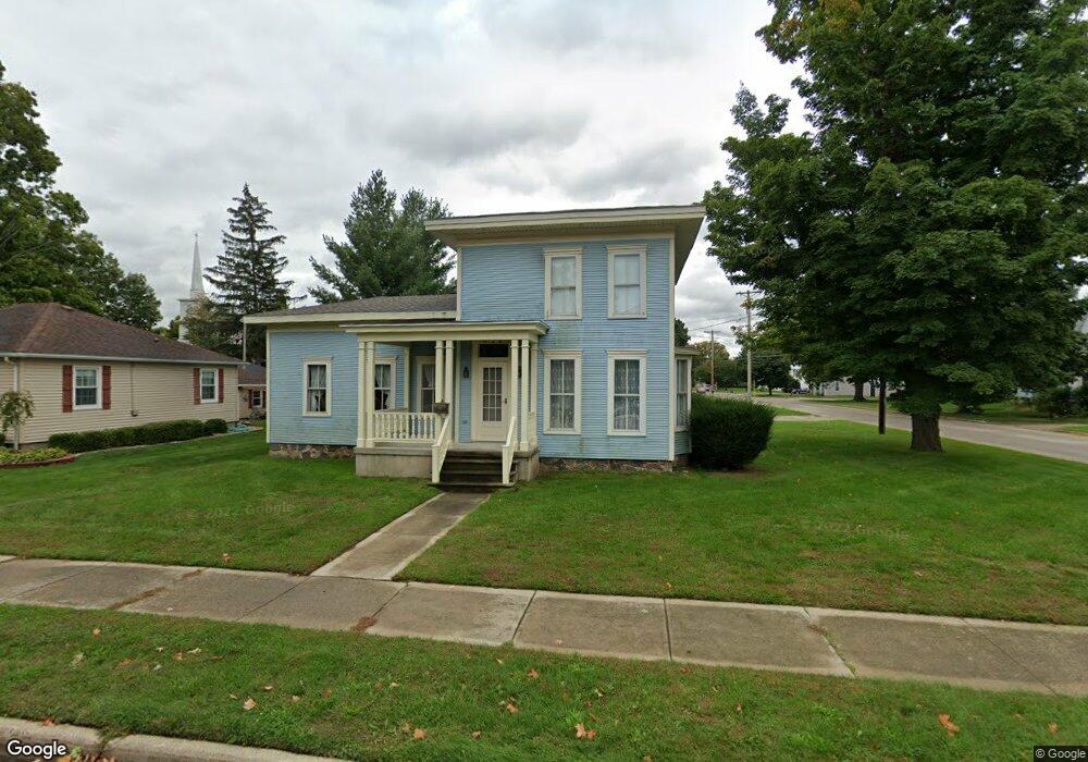 424 Howard St, Lowell, MI 49331 - photo 1