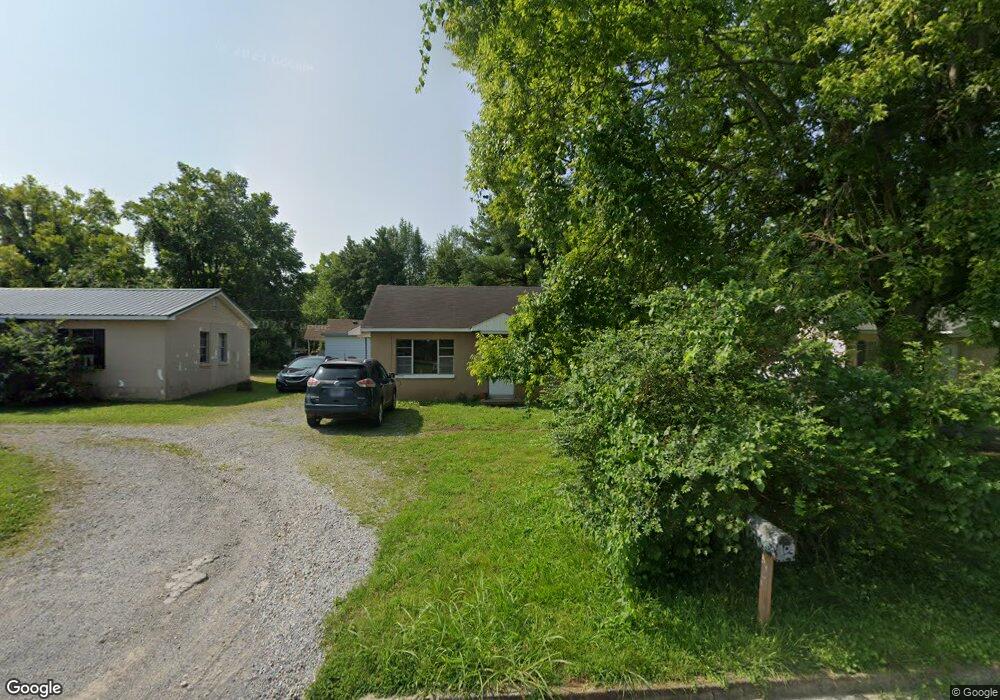 107 Scudder Dr, Shelbyville, TN 37160 - photo 1