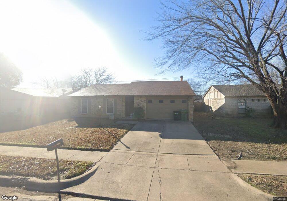 7108 Lancashire Dr, North Richland Hills, TX 76182 - photo 1