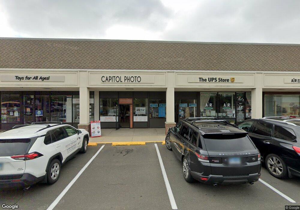 837 Post Rd, Fairfield, CT 06824 - photo 1