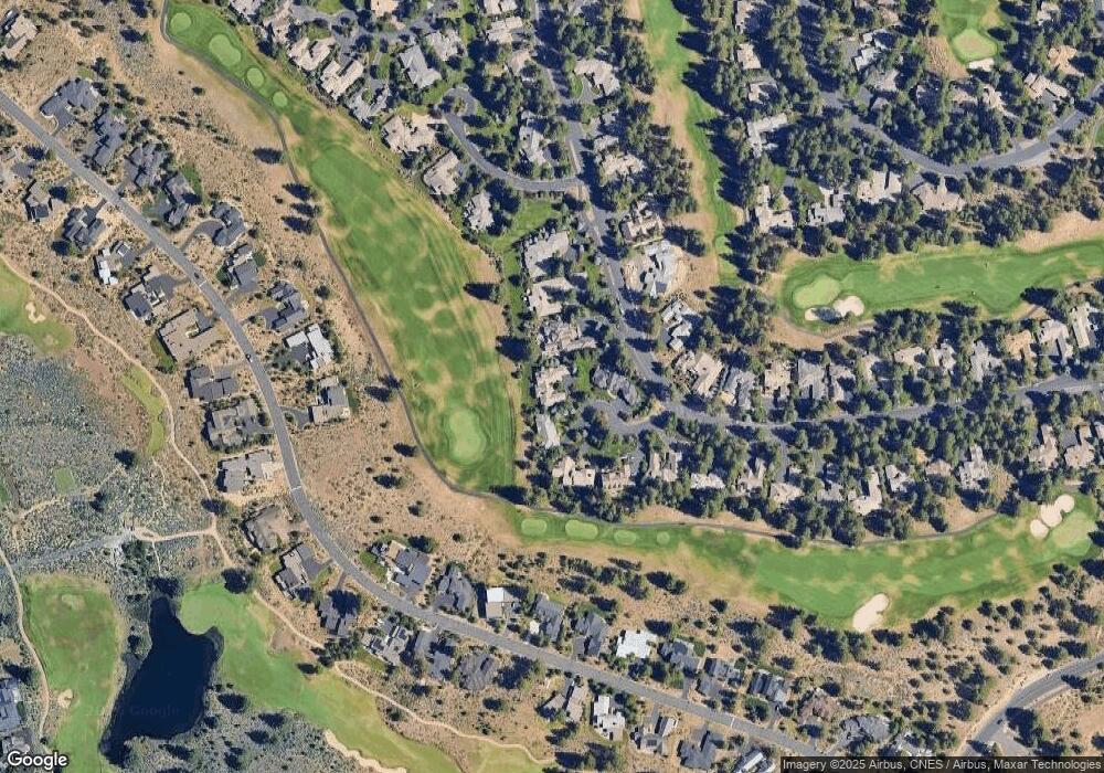 19370 Cayusecrater Ct, Bend, OR 97702 - photo 1