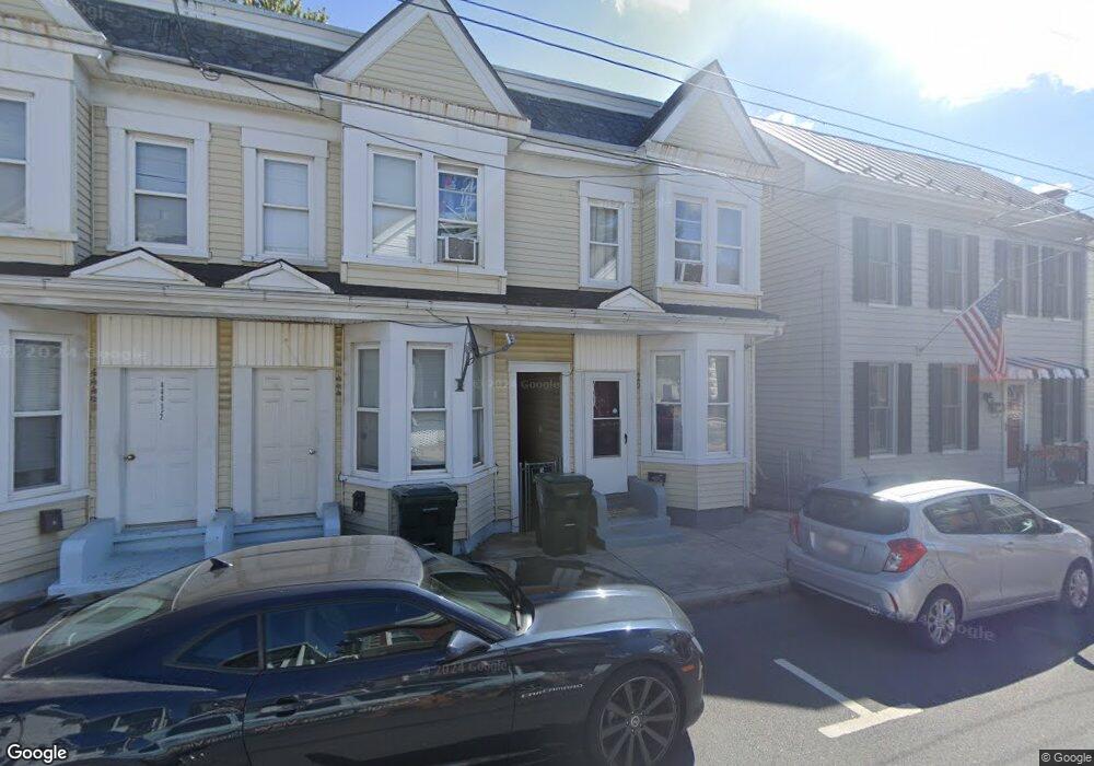 442 N Mulberry St, Hagerstown, MD 21740 - photo 1