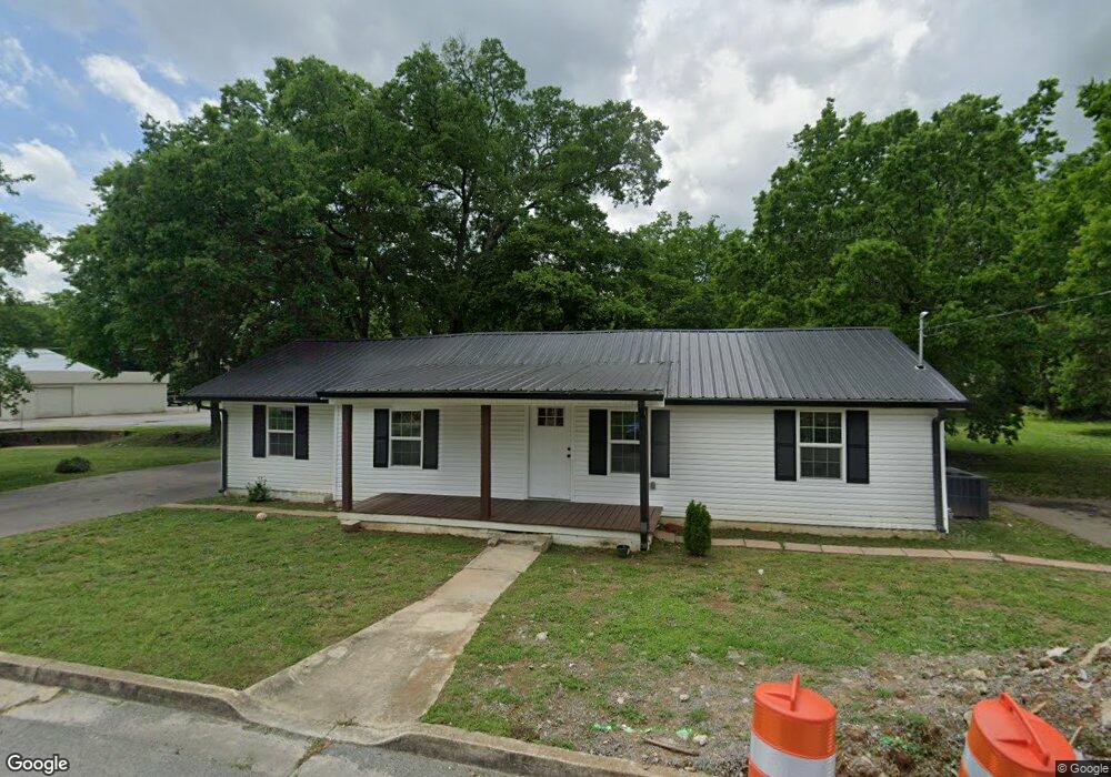 731 Sevier St, Shelbyville, TN 37160 - photo 1