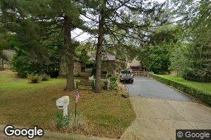 1212 Meadow Dr, Algonquin, IL 60102