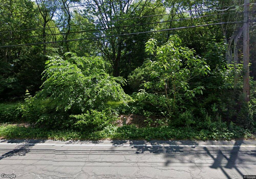 370 Blackstone St, Uxbridge, MA 01569 - photo 1