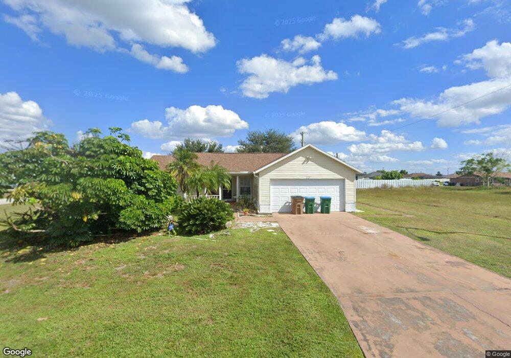 3029 NE 2nd Ave, Cape Coral, FL 33909 - photo 1