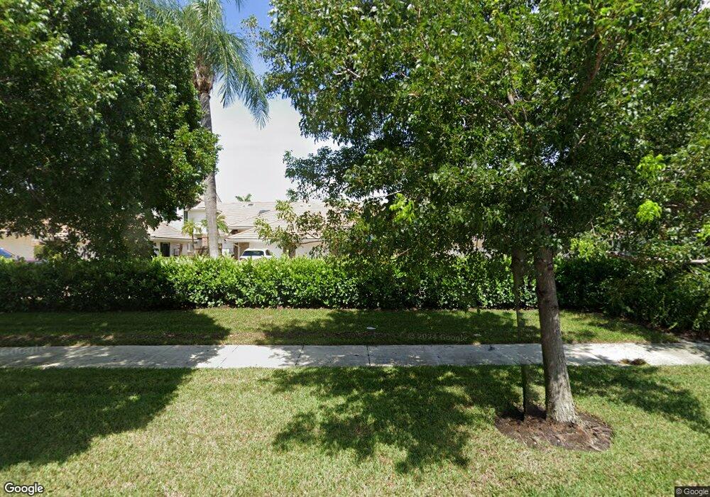 4014 Crayton Rd unit 4, Naples, FL 34103 - photo 1