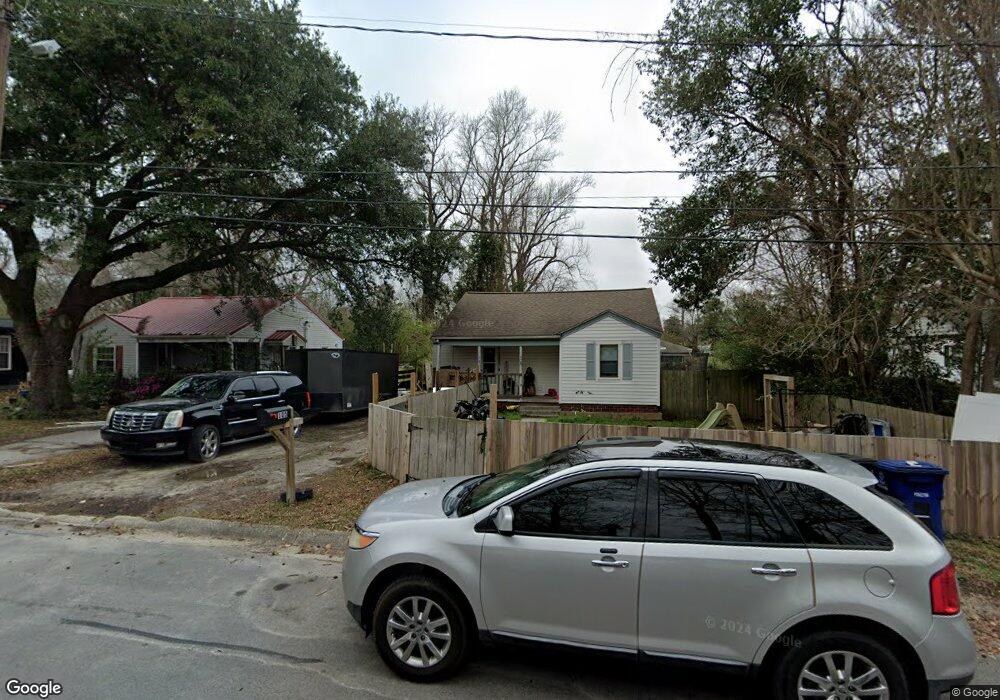 105 N Shore Dr, Jacksonville, NC 28540 - photo 1